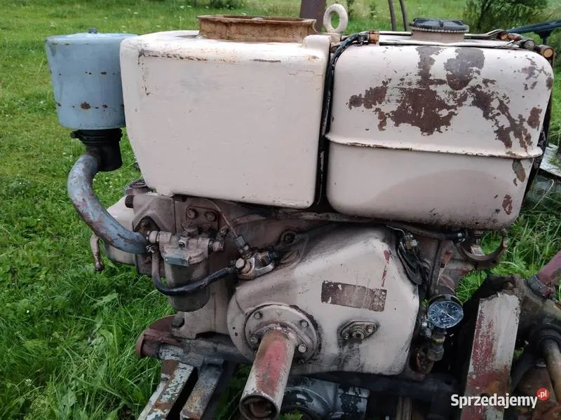 Ile oleju potrzebuje silnik Andoria S15? Sprawdź nasze porady!